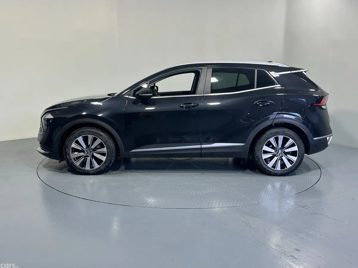Kia Sportage SUV, Diesel Hybrid, 2023, Black