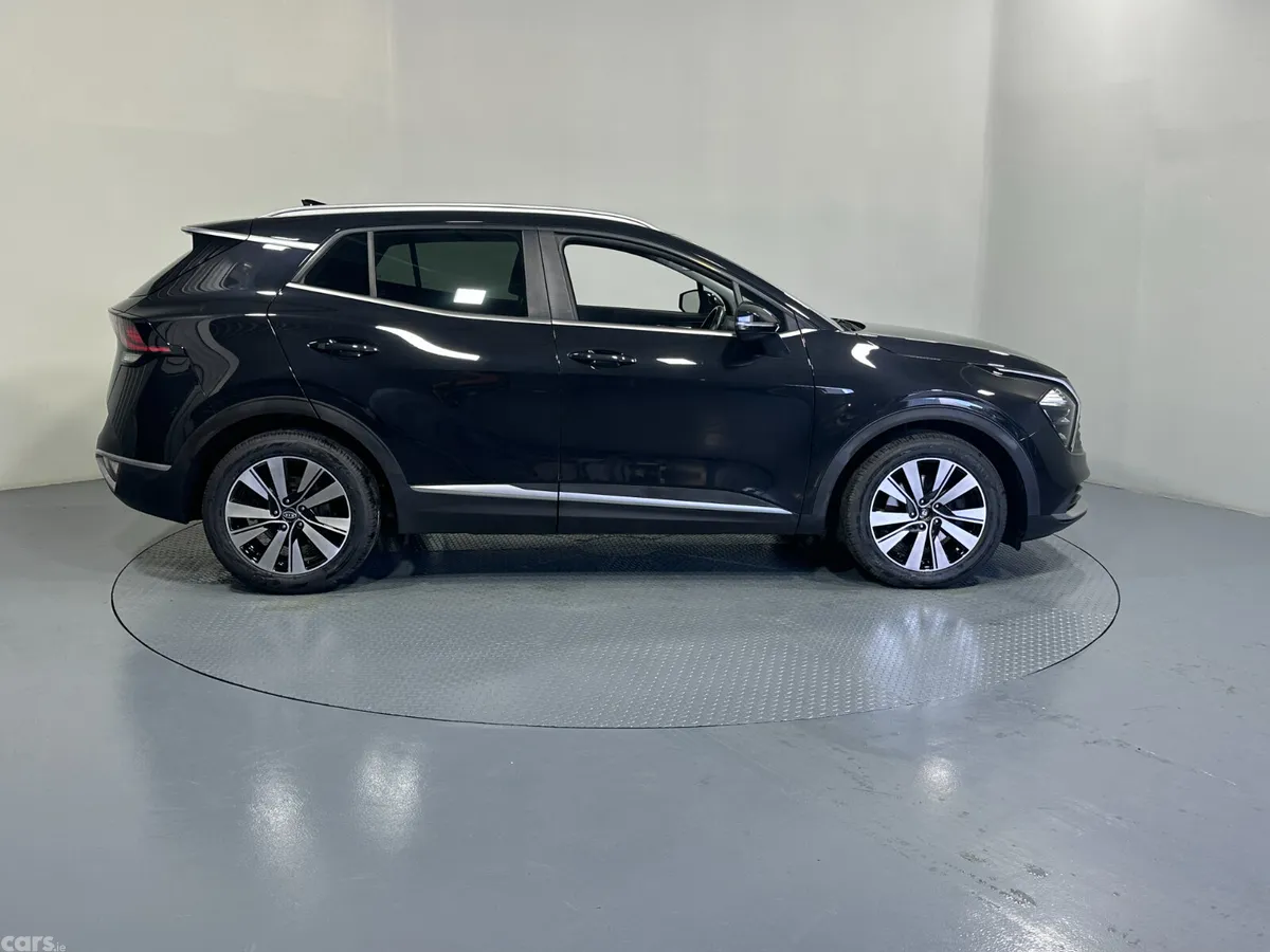 Kia Sportage SUV, Diesel Hybrid, 2023, Black