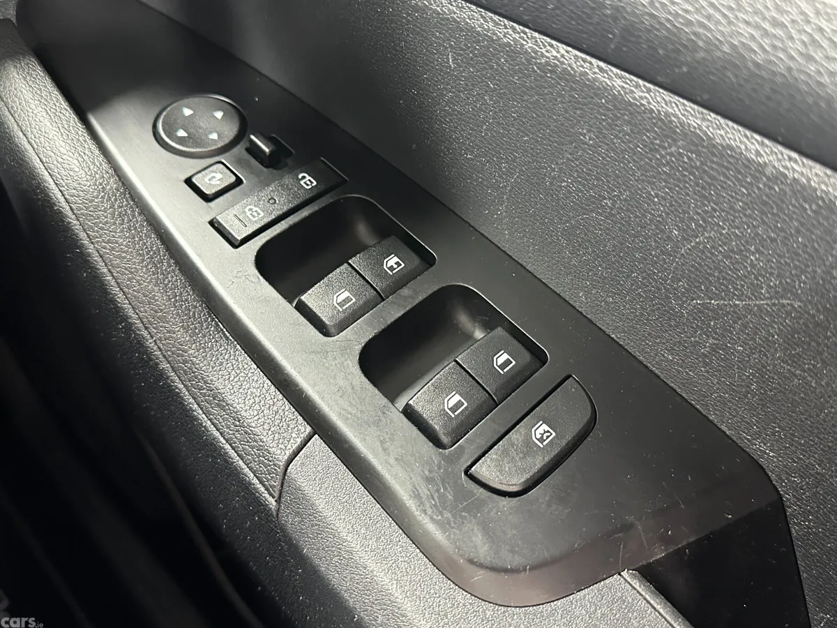 Kia Sportage SUV, Diesel Hybrid, 2023, Black