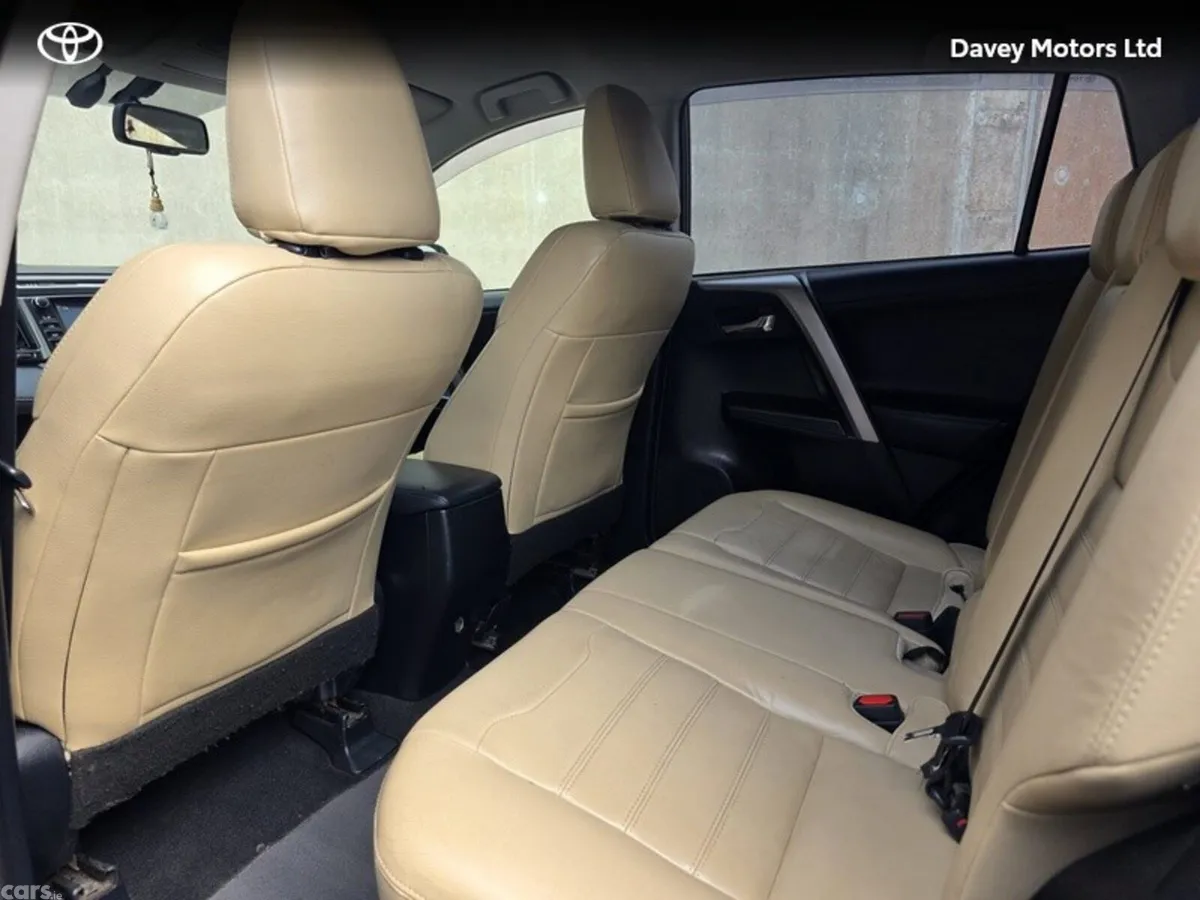Toyota RAV4 SUV, Diesel, 2017, Grey