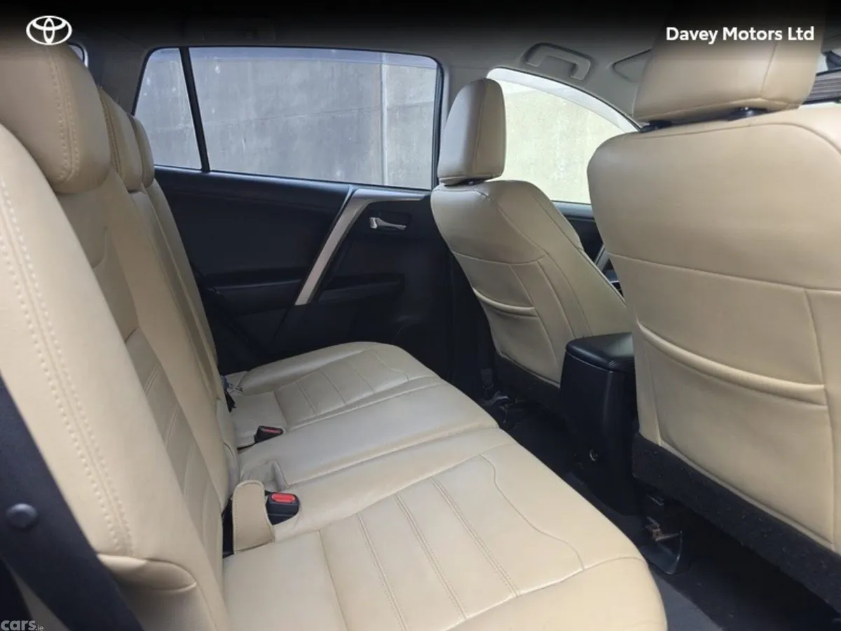 Toyota RAV4 SUV, Diesel, 2017, Grey