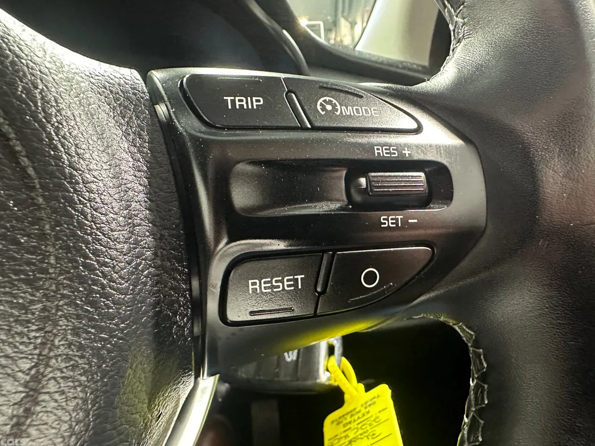 Kia Stonic Estate/Jeep, Petrol, 2023, Blue
