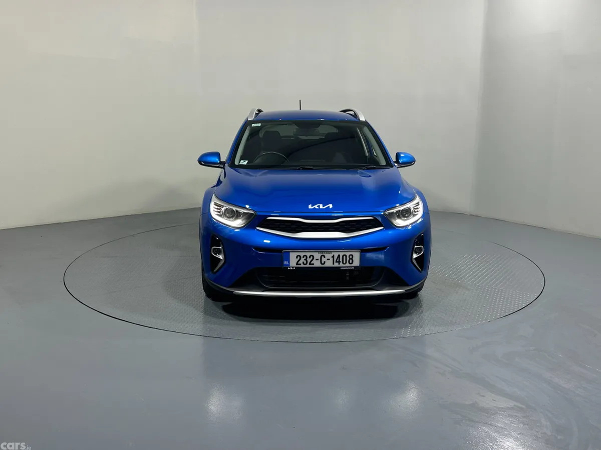 Kia Stonic Estate/Jeep, Petrol, 2023, Blue