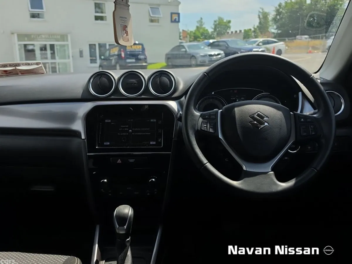 Suzuki Vitara SUV, Petrol Hybrid, 2023, Grey