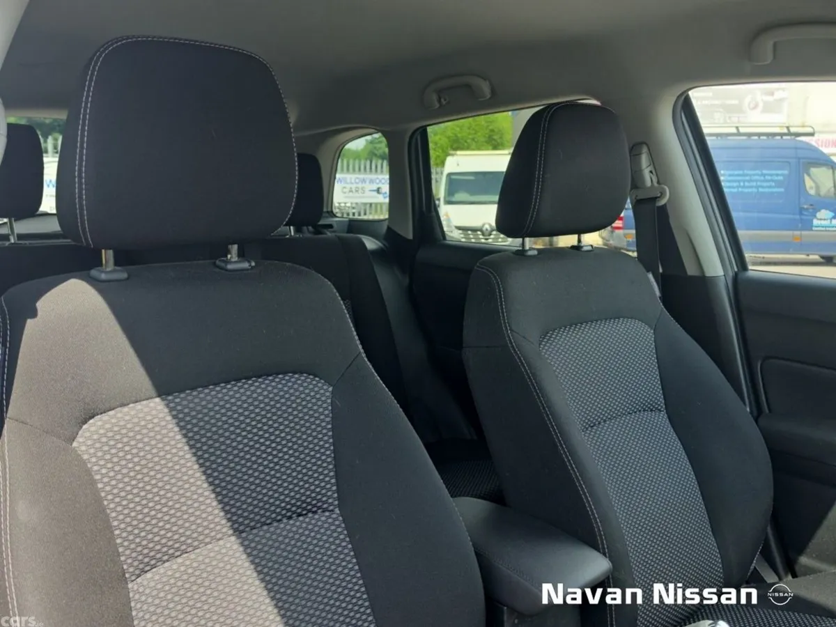 Suzuki Vitara SUV, Petrol Hybrid, 2023, Grey