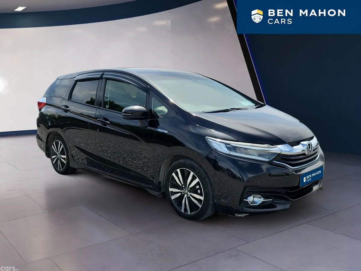 Honda Shuttle MPV, Petrol Hybrid, 2017, Black