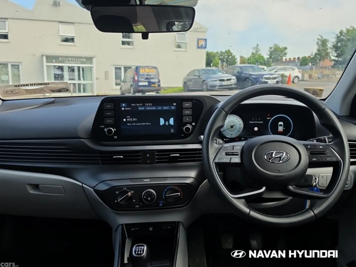 Hyundai i20 Hatchback, Petrol, 2023, White