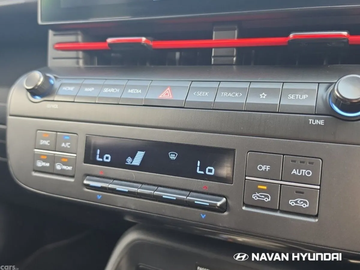 Hyundai KONA MPV, Petrol, 2024, Black
