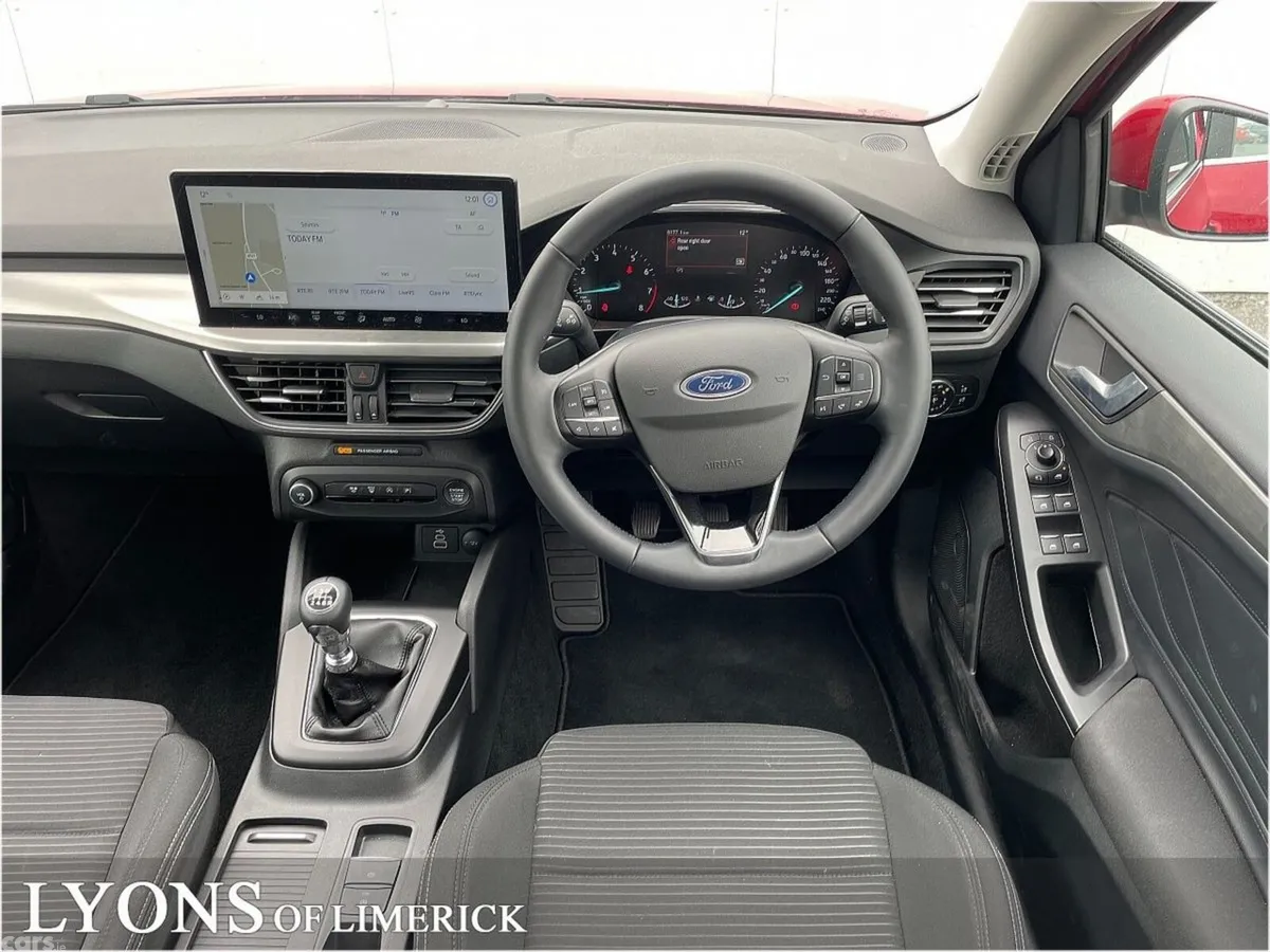 Ford Focus Estate, Petrol, 2022, Red