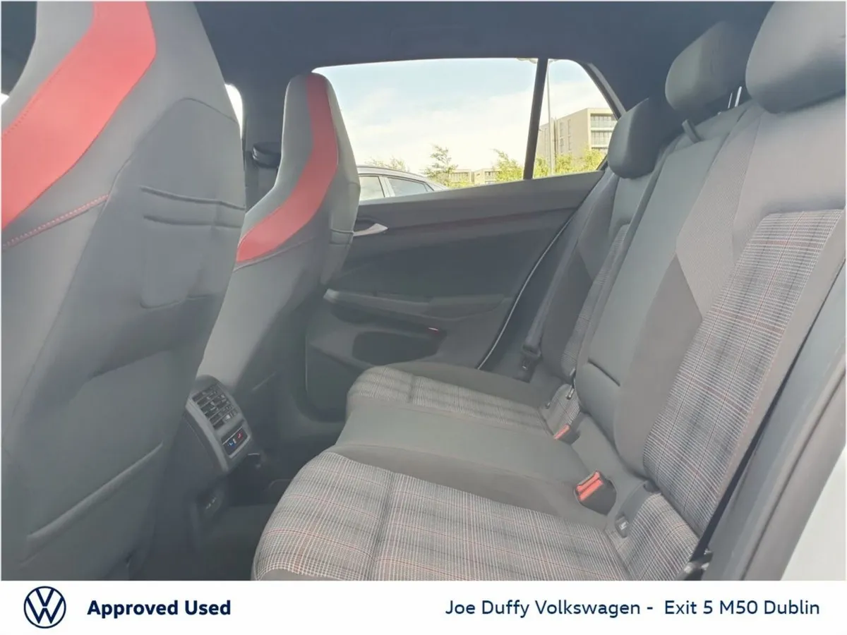 Volkswagen Golf Estate, Petrol, 2022, White