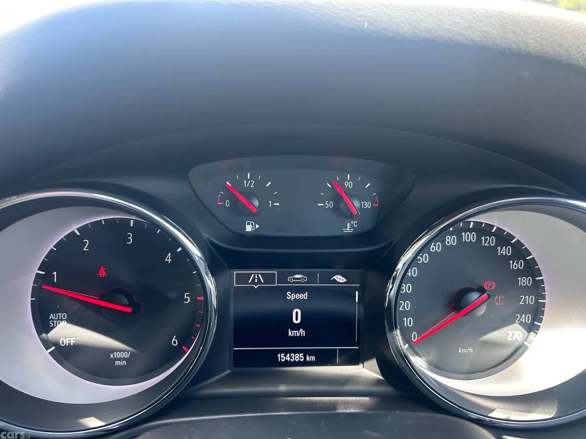 Opel Insignia Hatchback, Diesel, 2018, Black