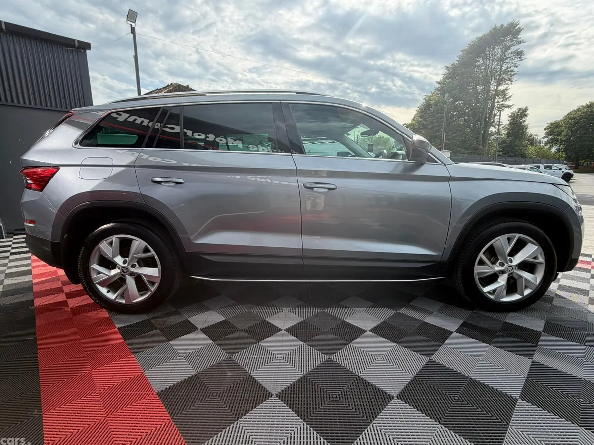 Skoda Kodiaq SUV, Diesel, 2021, Grey