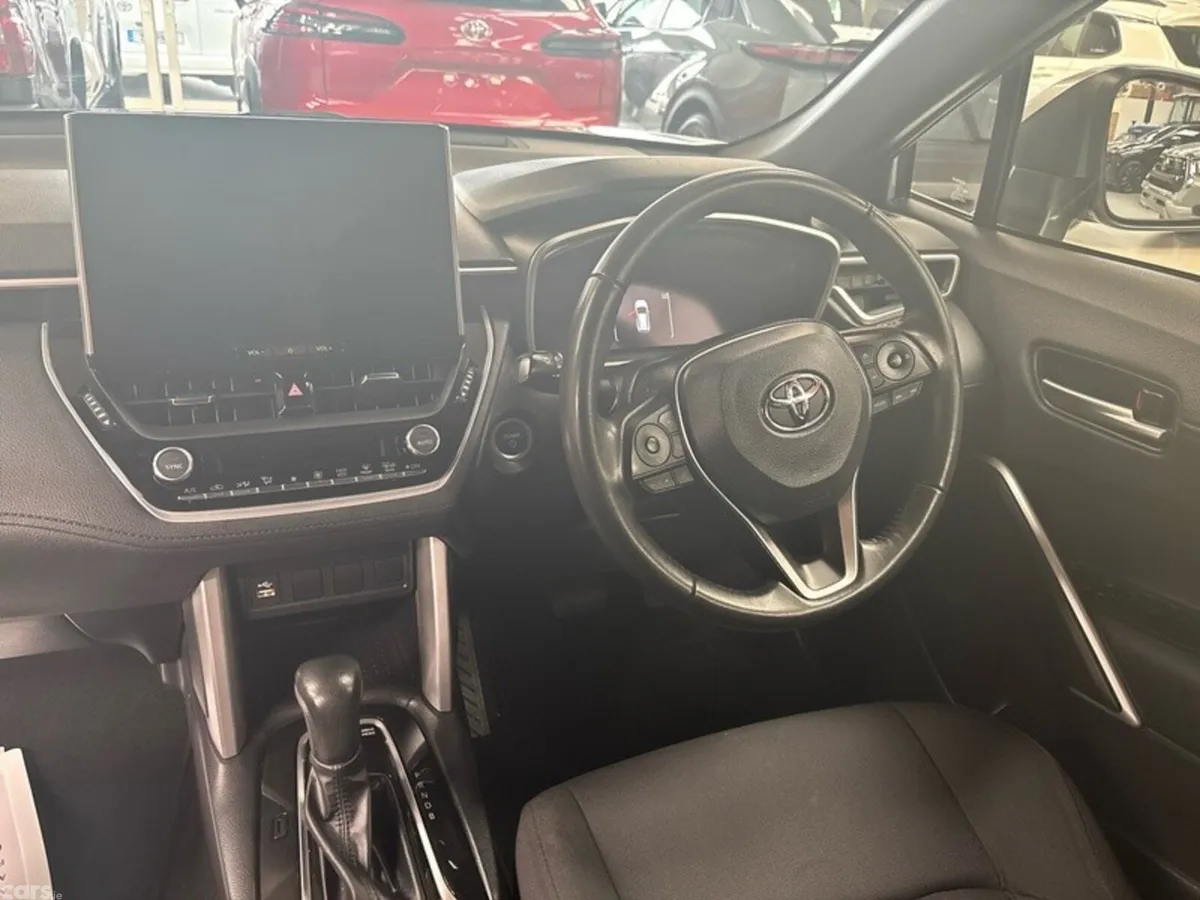 Toyota Corolla Cross Hatchback, Petrol Hybrid, 2023, Silver