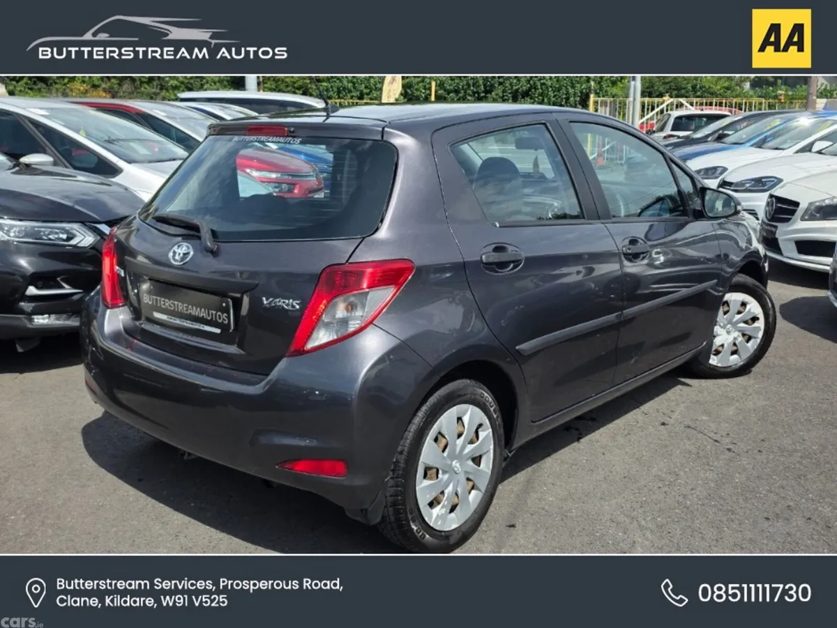 Toyota Yaris Hatchback, Petrol, 2014, Grey