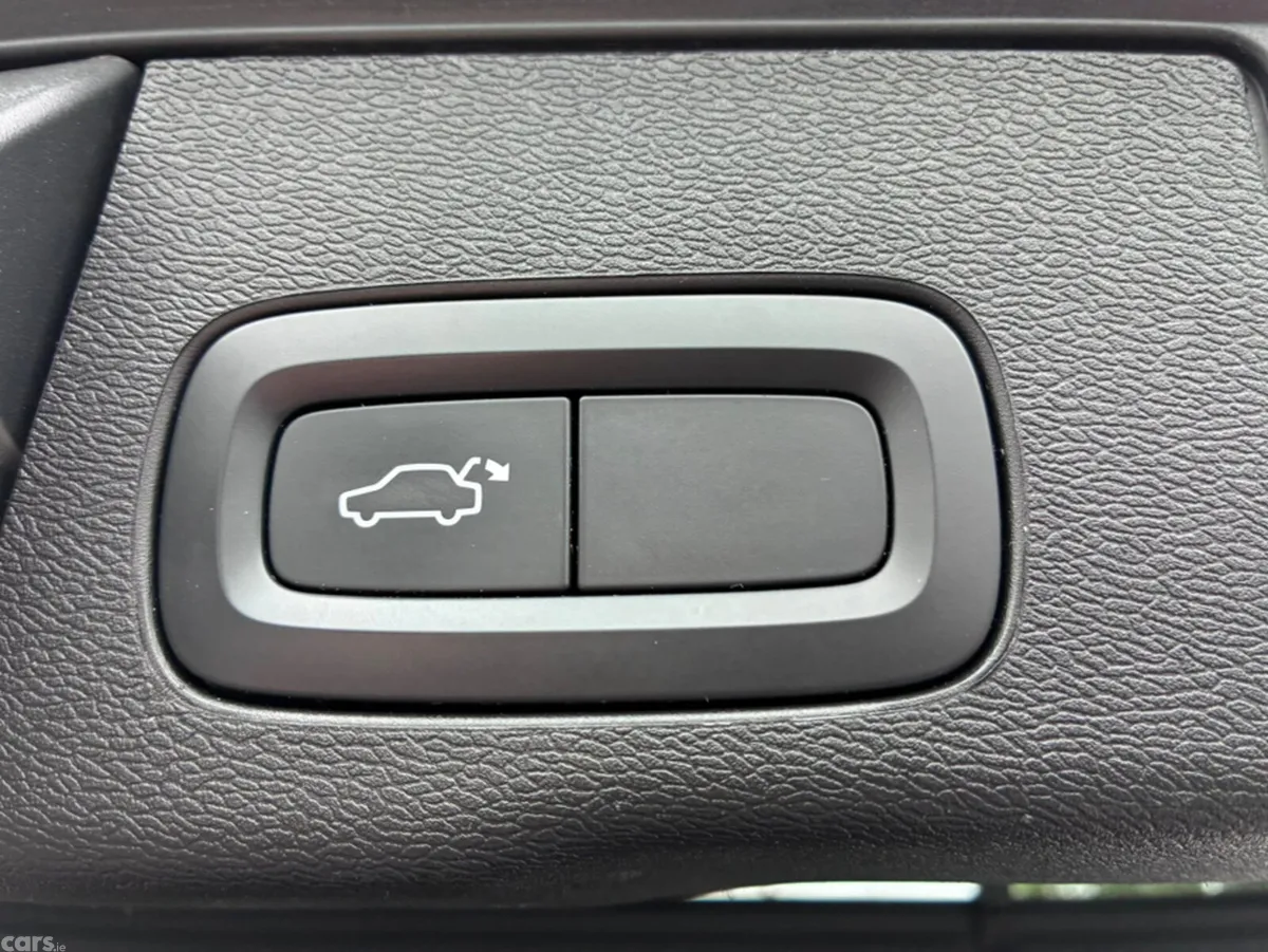Volvo XC60 SUV, Diesel, 2020, Black