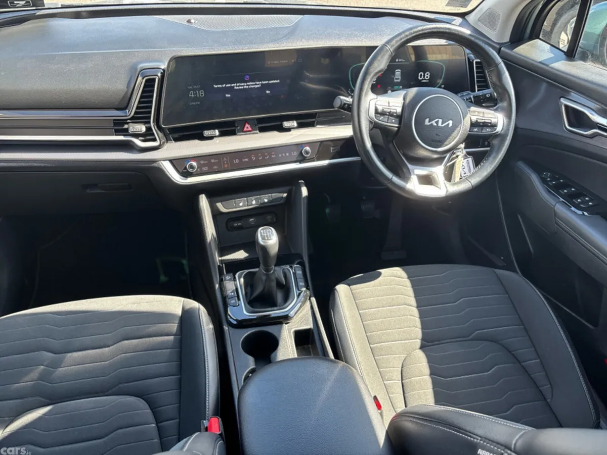Kia Sportage MPV, Diesel Hybrid, 2023, Grey