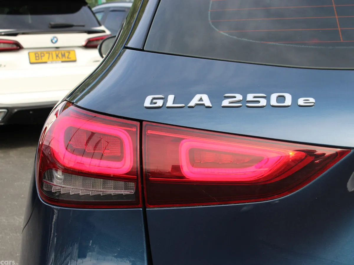 Mercedes-Benz GLA SUV, Petrol Plug-in Hybrid, 2021, Blue