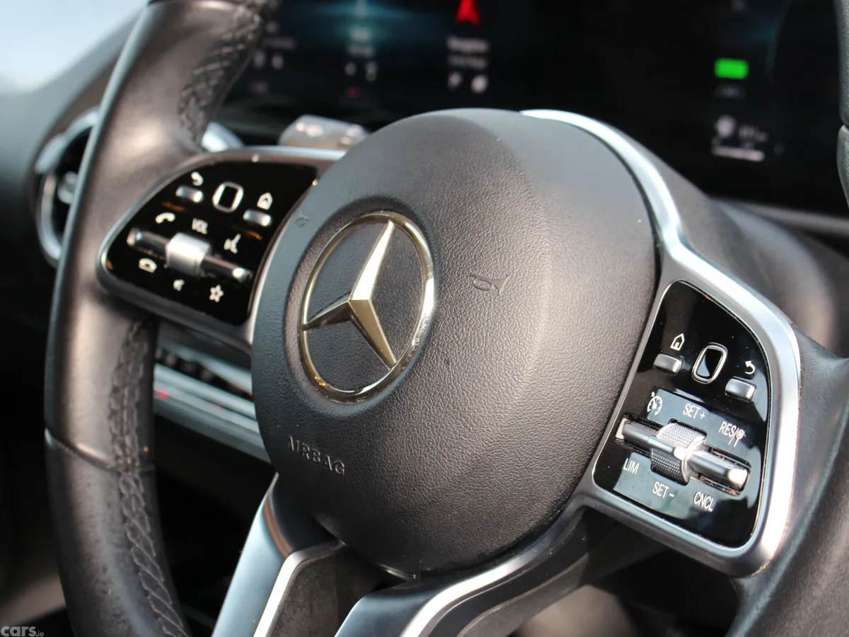 Mercedes-Benz GLA SUV, Petrol Plug-in Hybrid, 2021, Blue