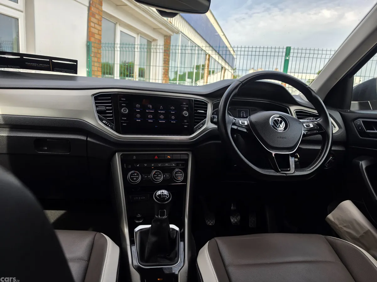 Volkswagen T-Roc SUV, Diesel, 2022, Grey