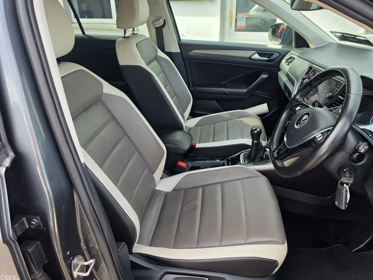 Volkswagen T-Roc SUV, Diesel, 2022, Grey