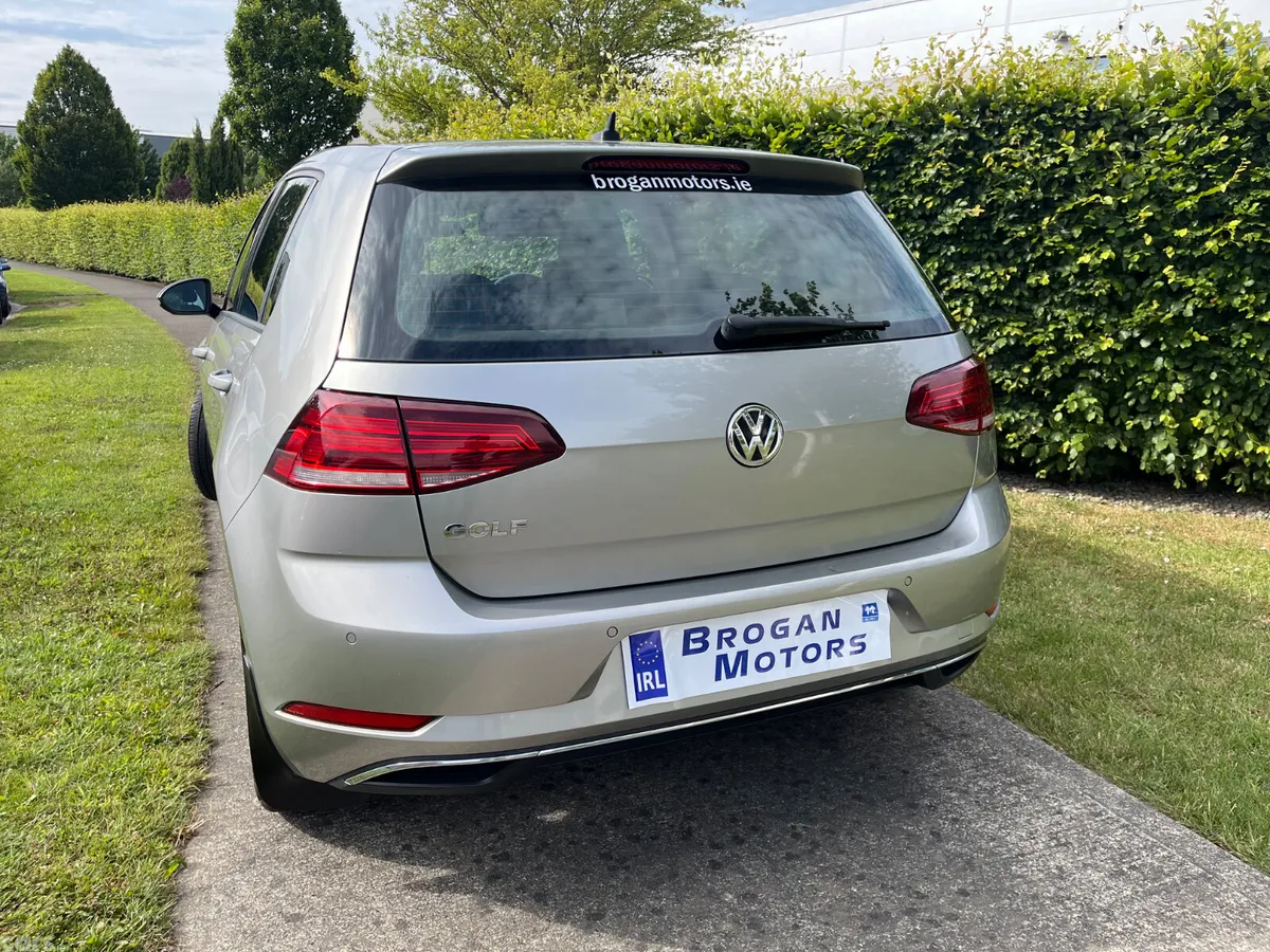 Volkswagen Golf Hatchback, Diesel, 2019, Grey