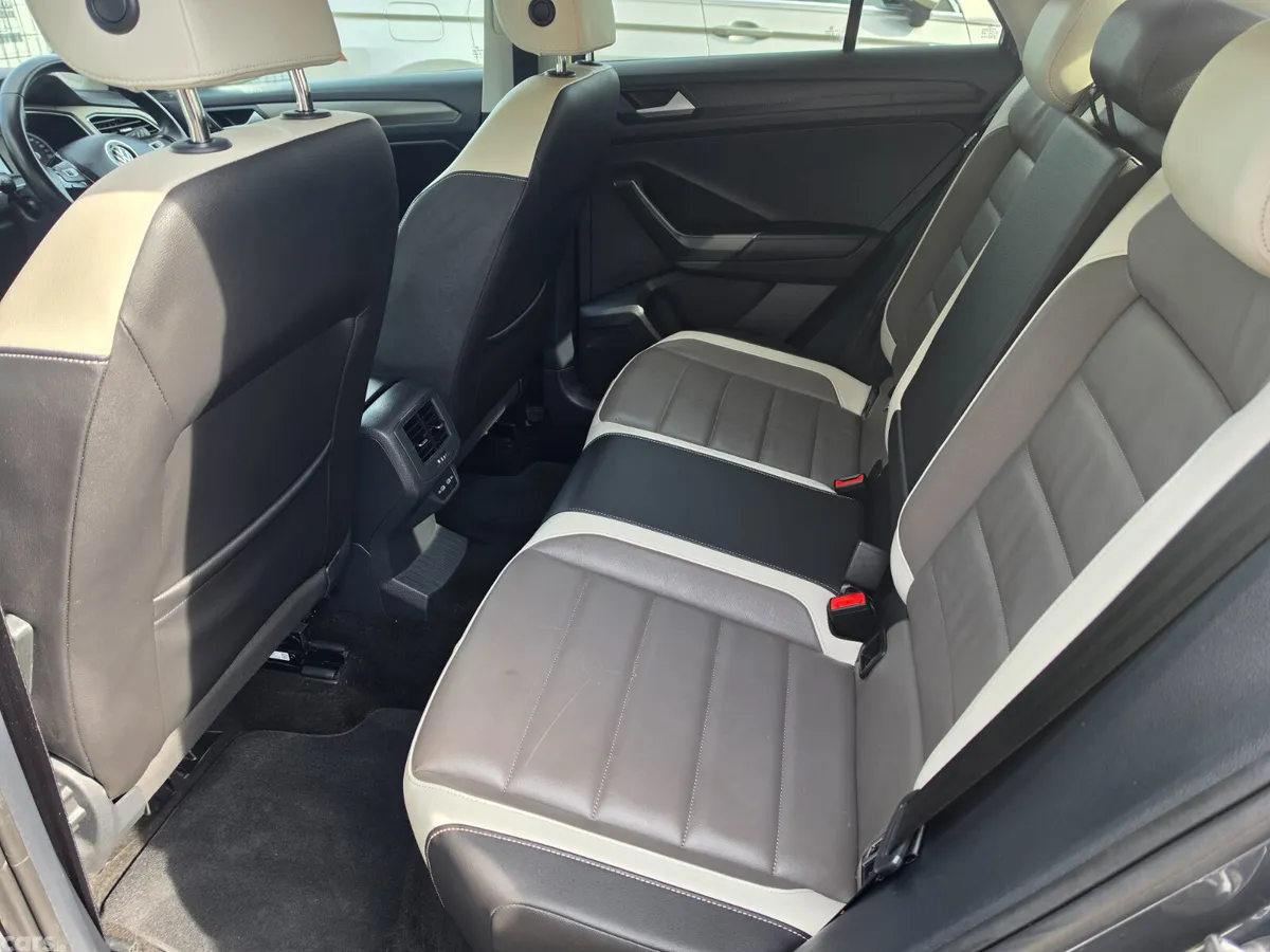 Volkswagen T-Roc SUV, Diesel, 2022, Grey