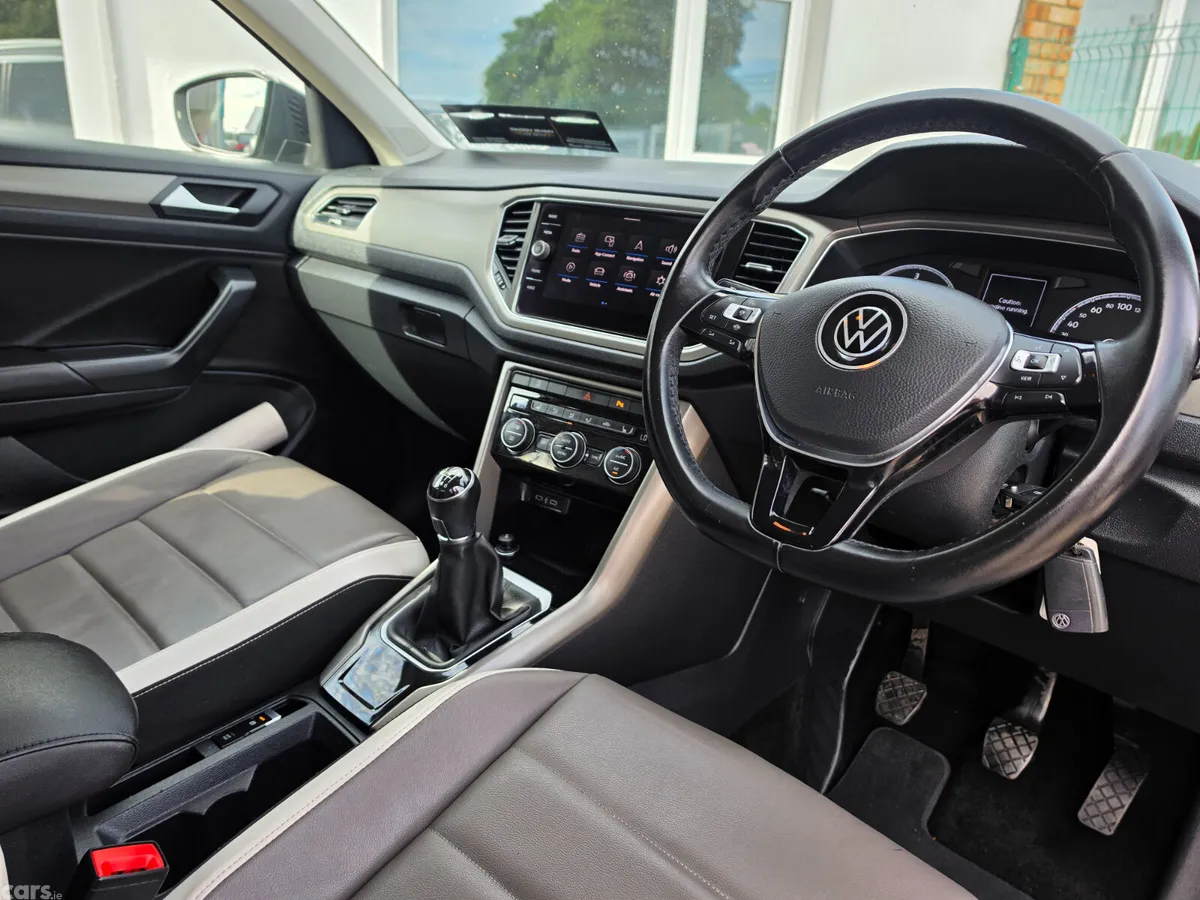 Volkswagen T-Roc SUV, Diesel, 2022, Grey