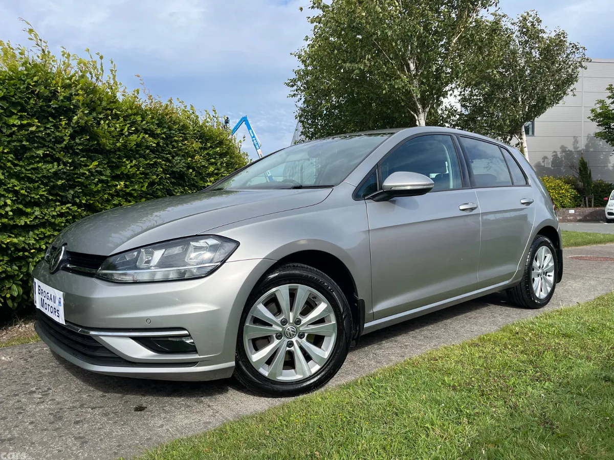 Volkswagen Golf Hatchback, Diesel, 2019, Grey