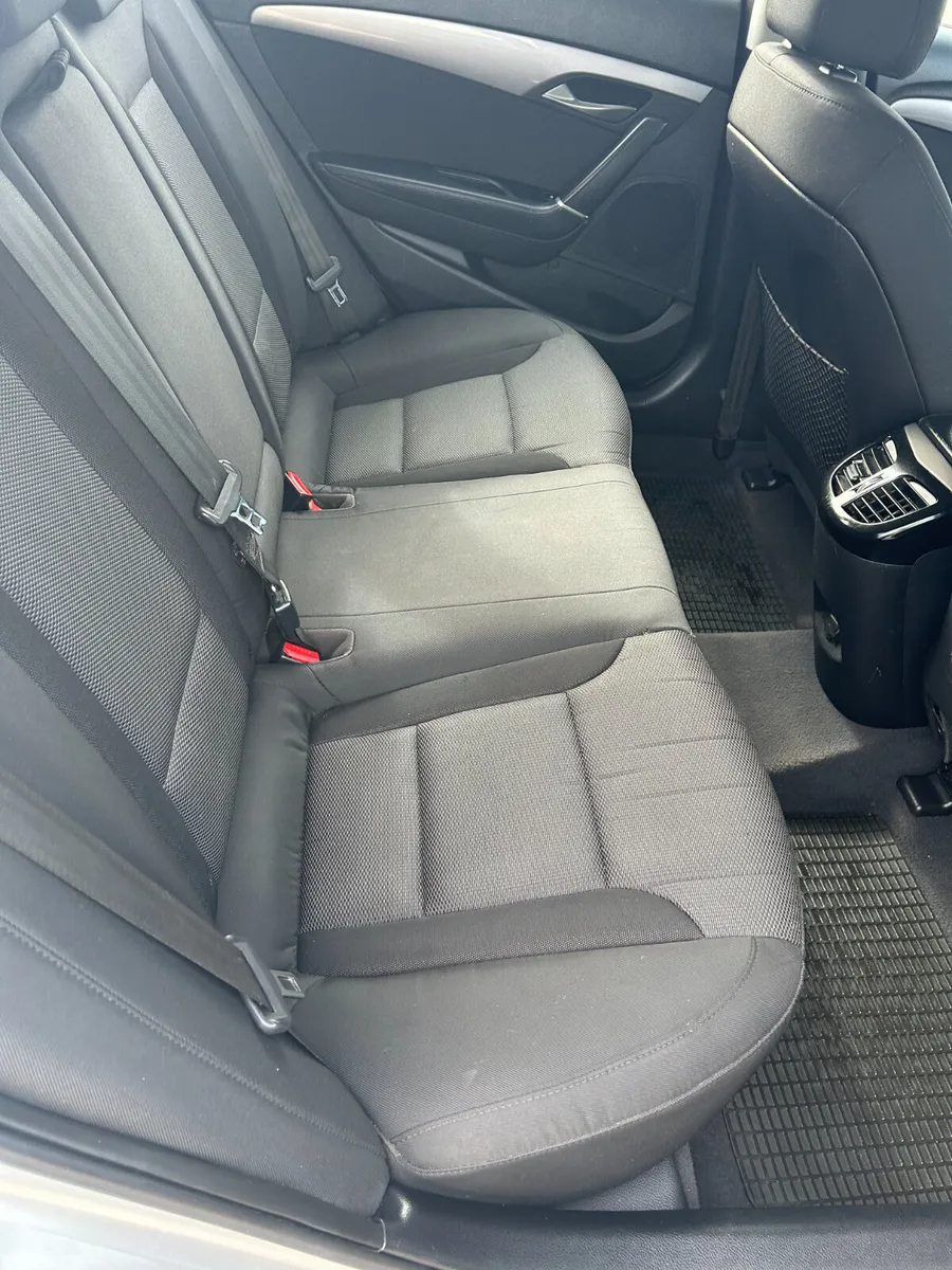Hyundai i40 Estate, Diesel, 2015, Silver