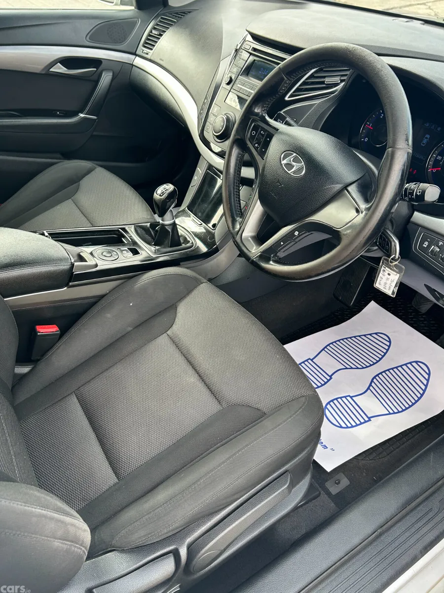 Hyundai i40 Estate, Diesel, 2015, Silver