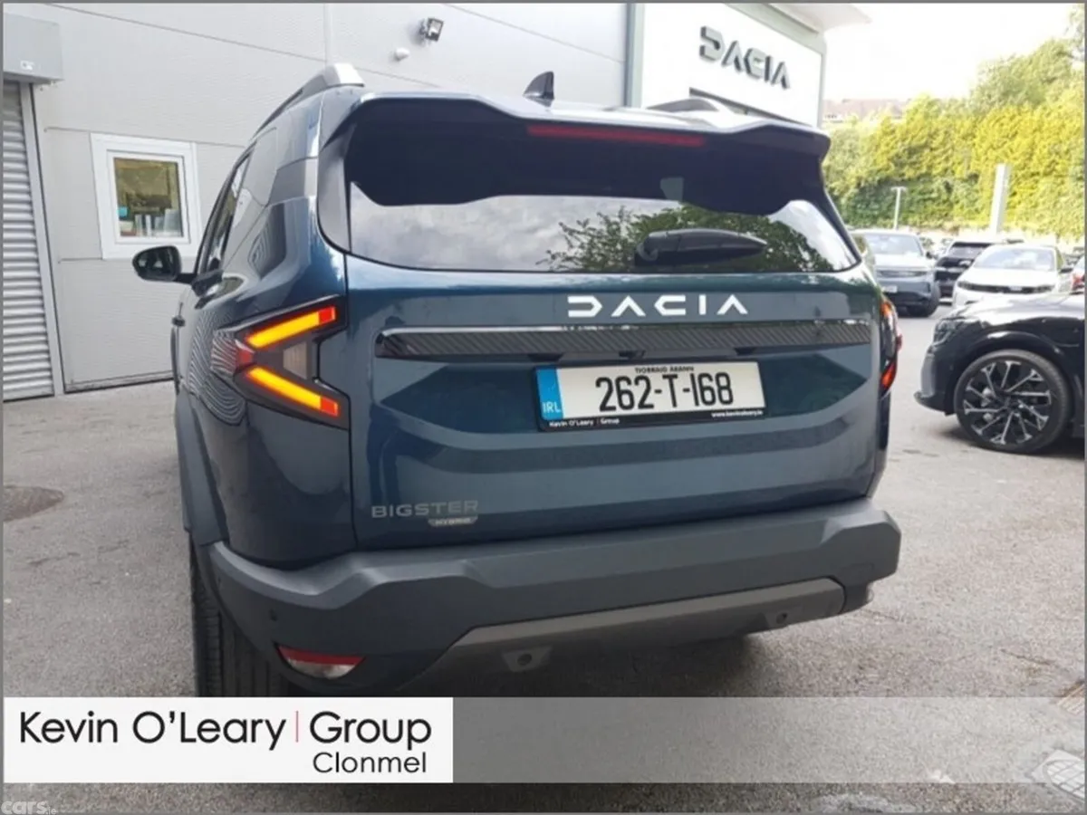 Dacia Bigster SUV, Petrol Hybrid, 2026, Blue