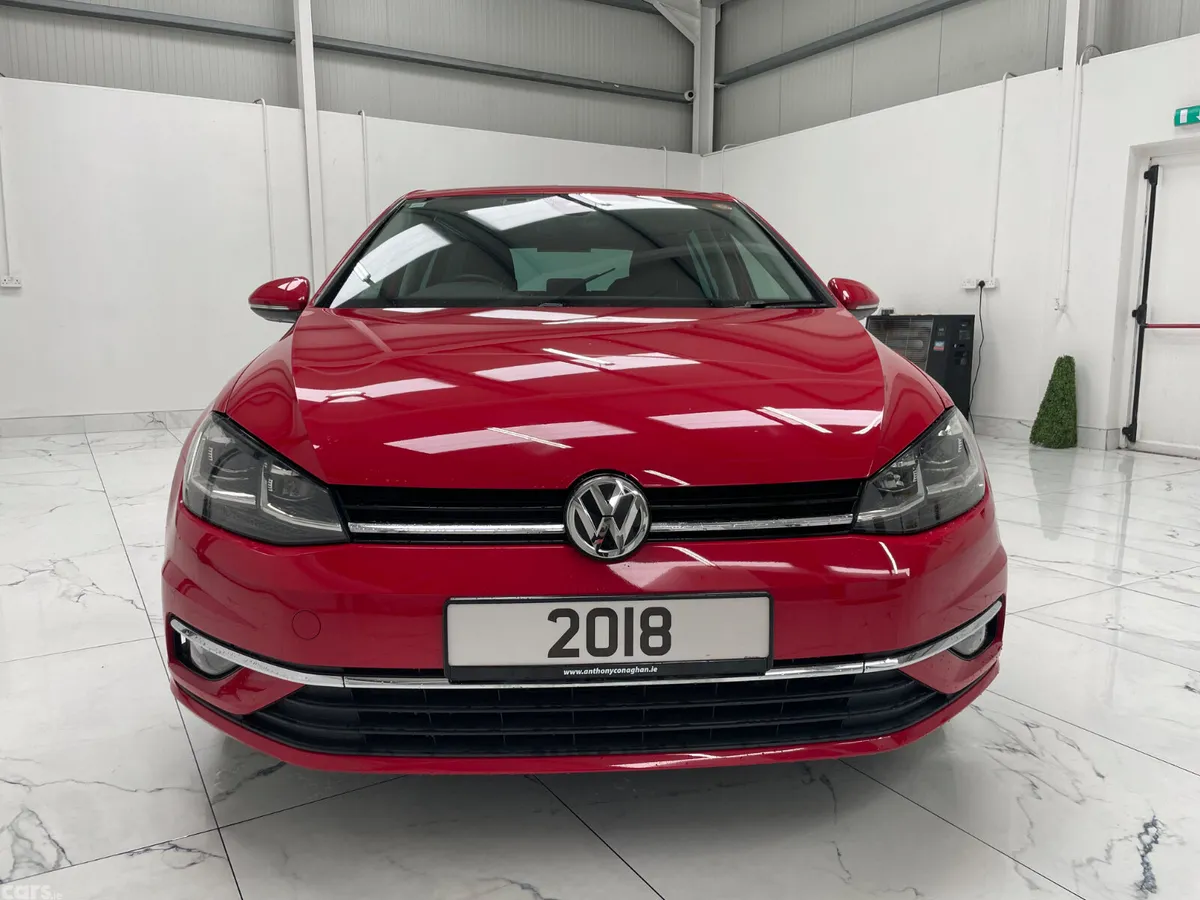 Volkswagen Golf Hatchback, Petrol, 2018, Red