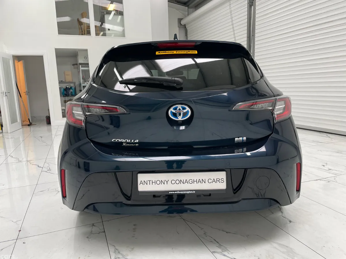 Toyota Corolla Hatchback, Petrol Hybrid, 2019, Black