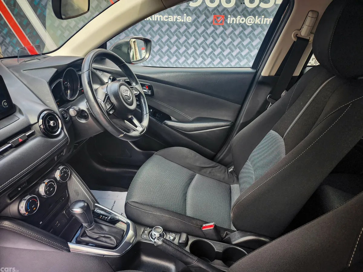 Mazda Demio MPV, Diesel, 2016, Grey