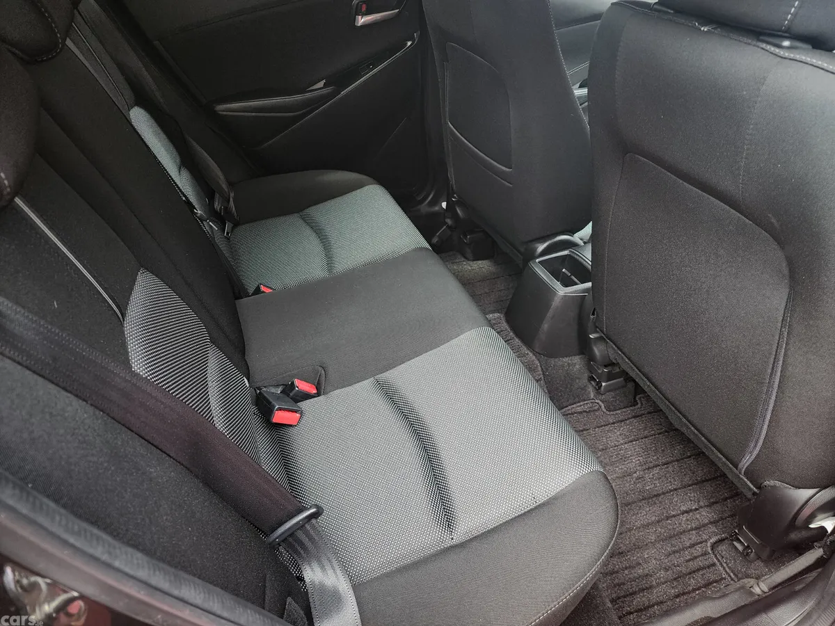Mazda Demio MPV, Diesel, 2016, Grey
