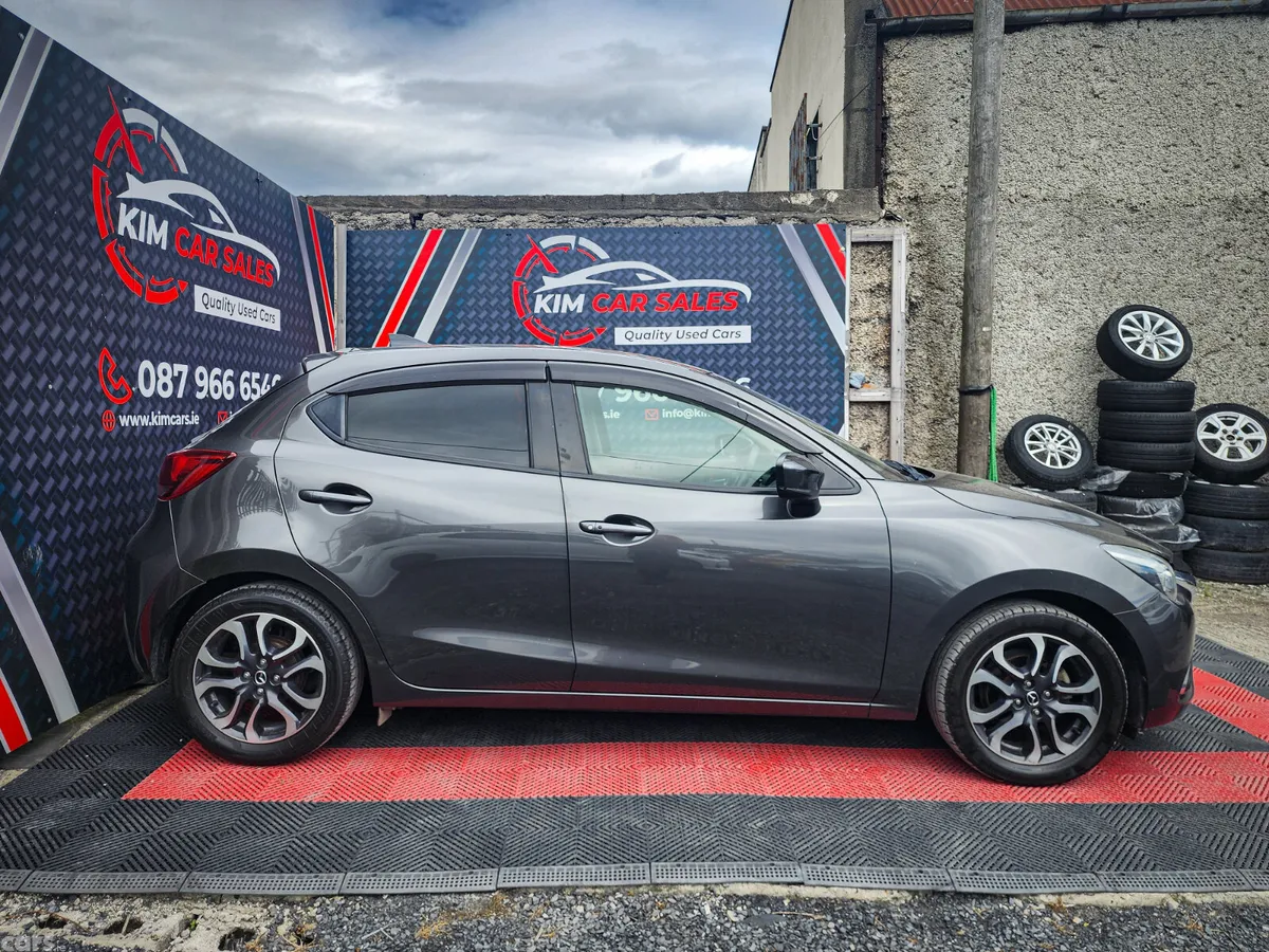 Mazda Demio MPV, Diesel, 2016, Grey