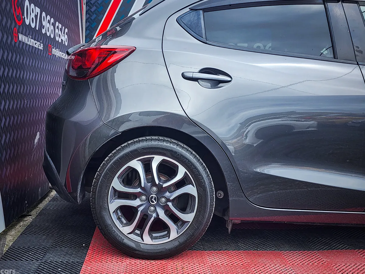 Mazda Demio MPV, Diesel, 2016, Grey