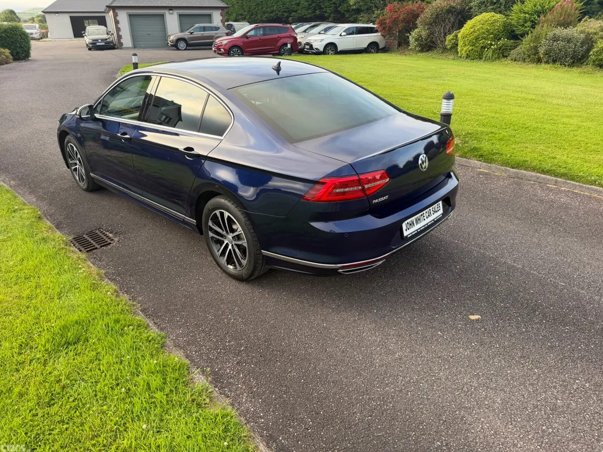 Volkswagen Passat Saloon, Diesel, 2018, Blue