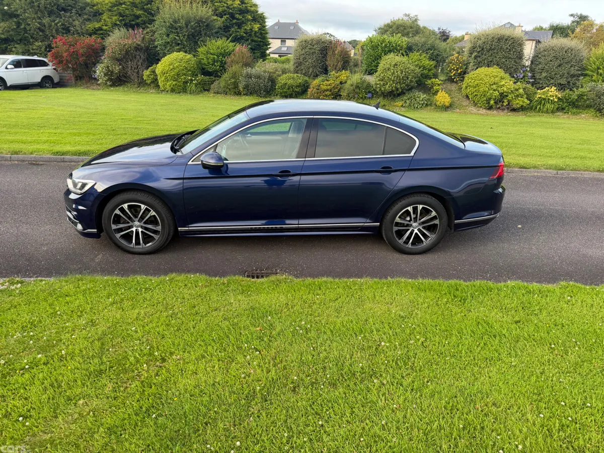 Volkswagen Passat Saloon, Diesel, 2018, Blue
