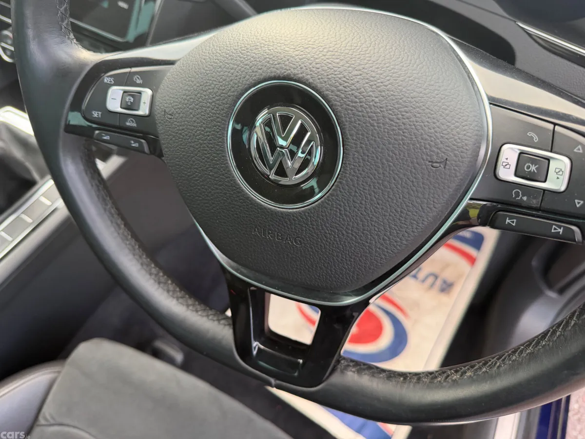 Volkswagen Passat Saloon, Diesel, 2018, Blue