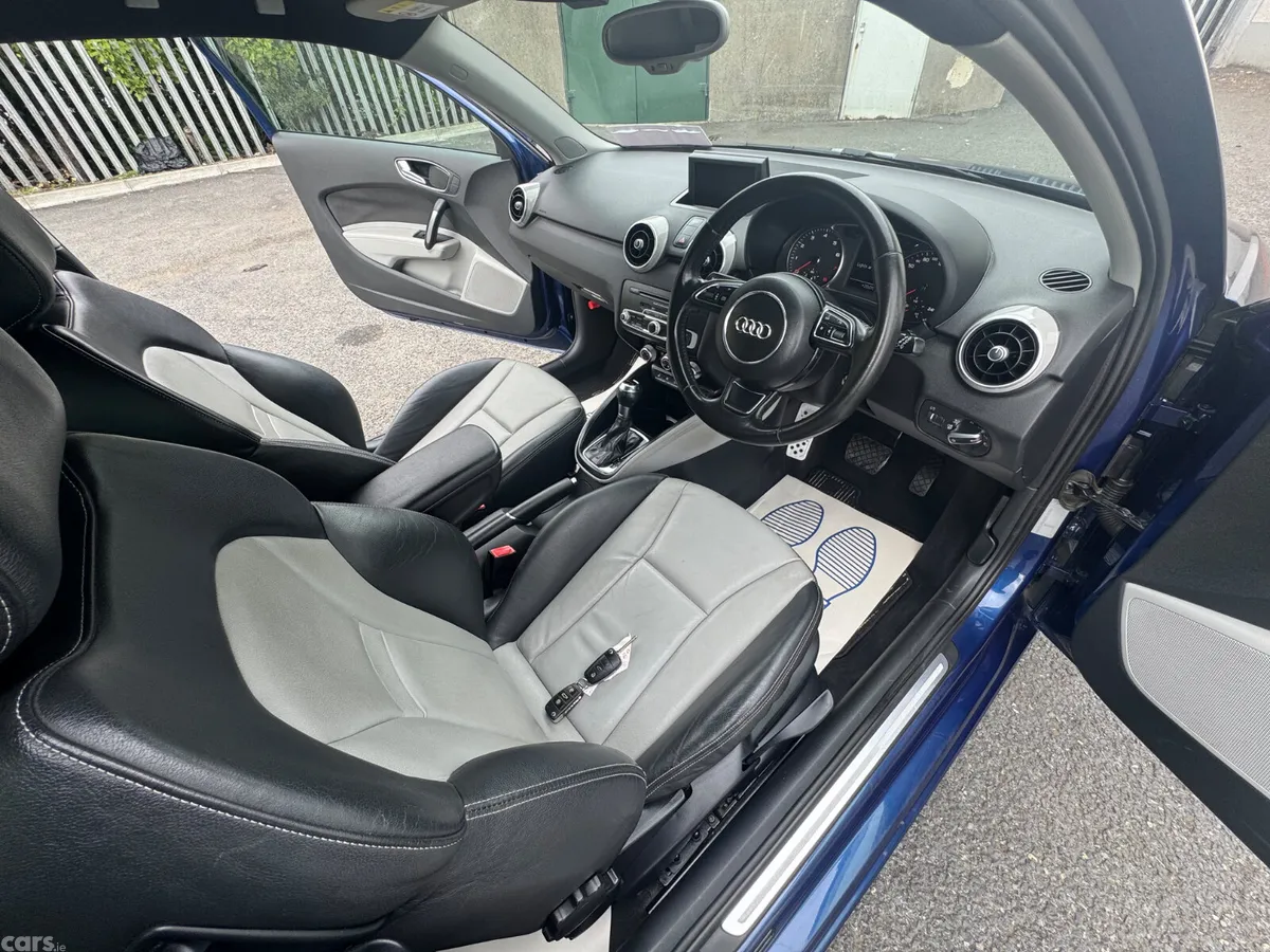Audi A1 Hatchback, Petrol, 2011, Blue