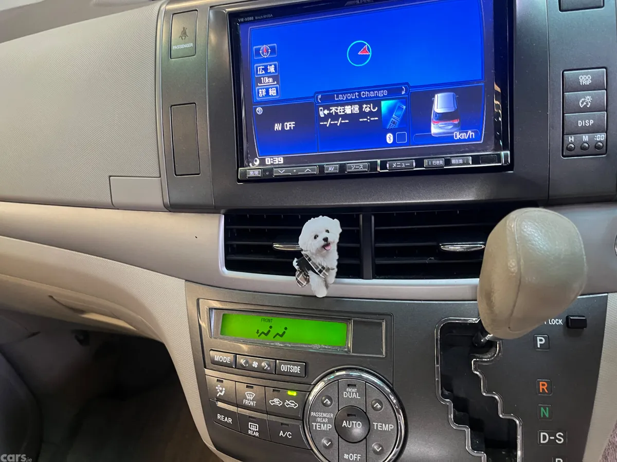 Toyota Estima MPV, Petrol Hybrid, 2011, White