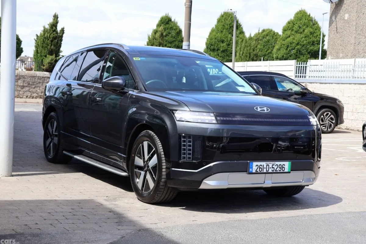 Hyundai IONIQ 9 MPV, Electric, 2026, Grey