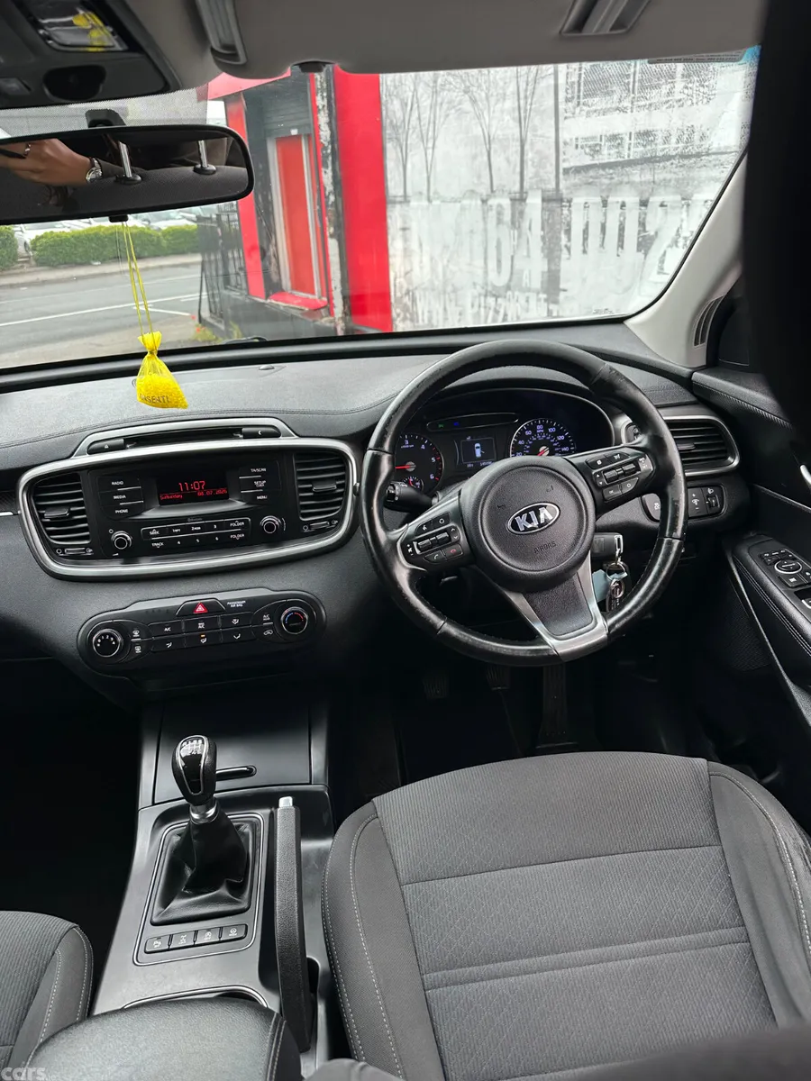 Kia Sorento SUV, Diesel, 2017, Silver