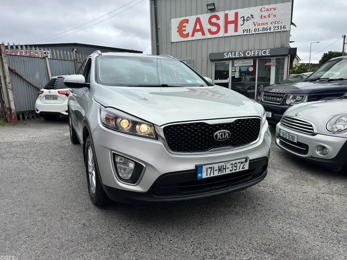 Kia Sorento SUV, Diesel, 2017, Silver
