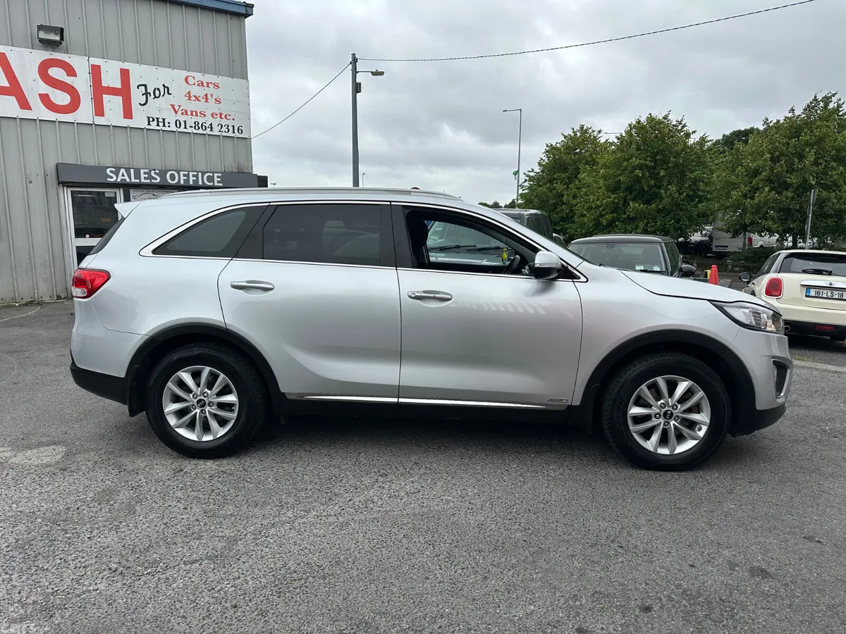 Kia Sorento SUV, Diesel, 2017, Silver