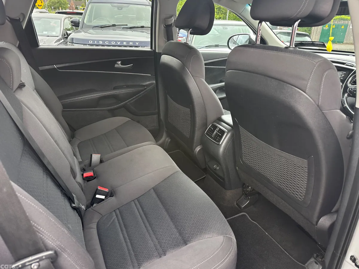 Kia Sorento SUV, Diesel, 2017, Silver