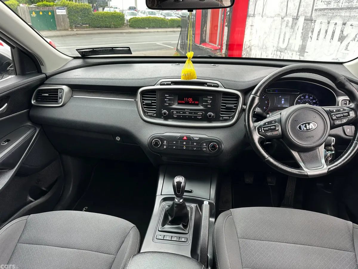 Kia Sorento SUV, Diesel, 2017, Silver