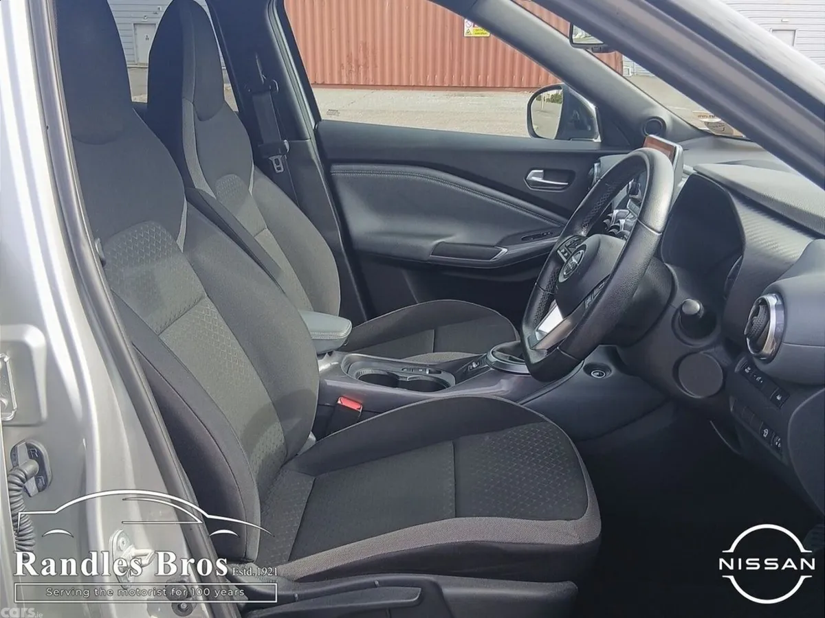 Nissan Juke SUV, Petrol, 2022, Silver