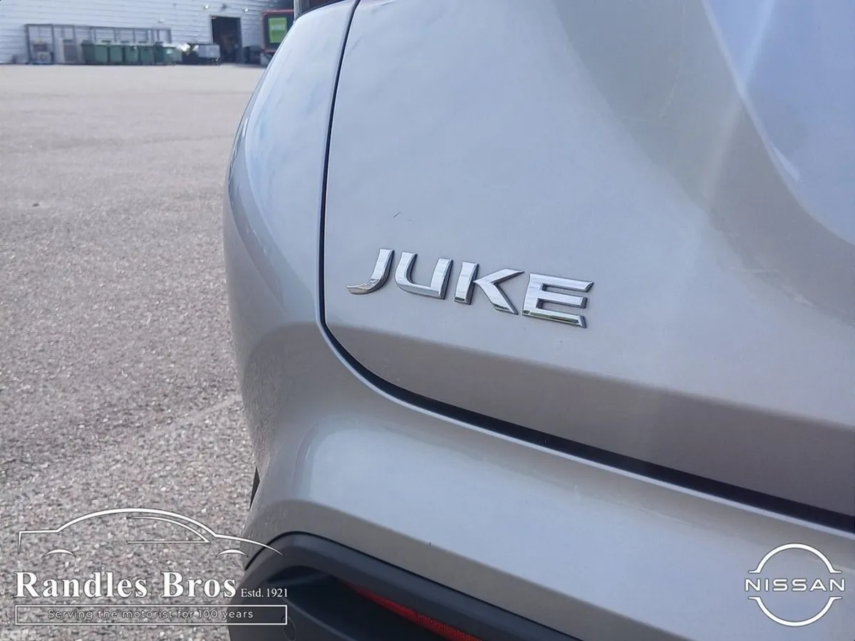 Nissan Juke SUV, Petrol, 2022, Silver